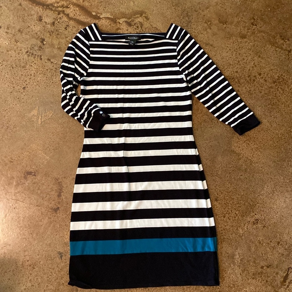 White House Black Market black white striped knit 3/4 sleeve mini sheath dress